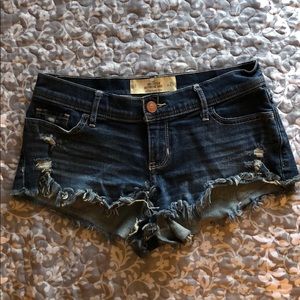 Hollister boyfriend fit shorts